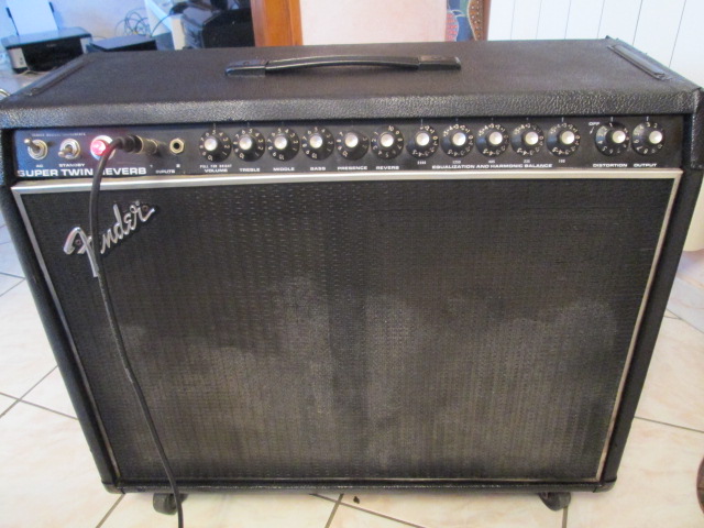 Photo annonce Fender Super Twin Reverb 180W de 1977