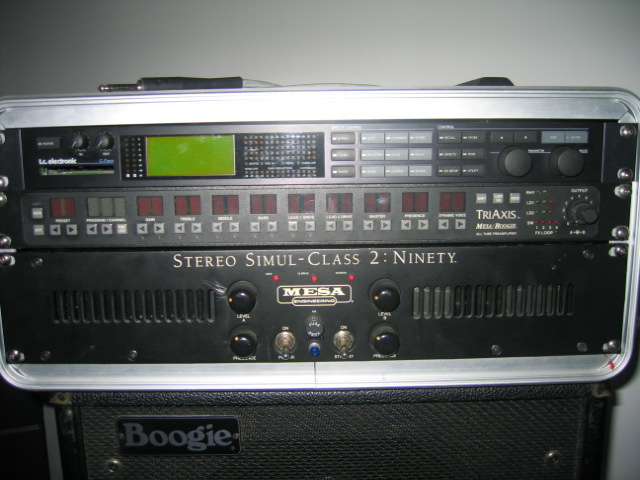 Photo annonce Mesa Boogie Triaxis V2 + flight case SKB