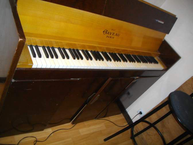 Photo : PIANO   GAVEAU   MENUET DE 1938