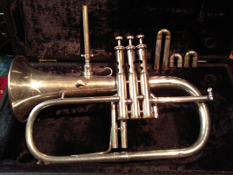 Photo annonce Bugle     Sib    Couesnon avec embouchure et Boite