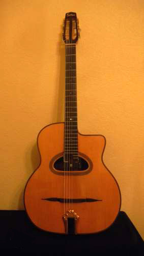 Photo annonce Guitare Manouche JP FAVINO 1996 Bouche en D