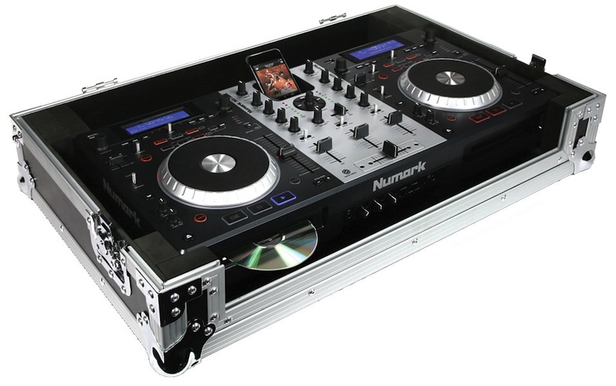 Photo annonce Numark  Mixdeck  avec fly case et notice