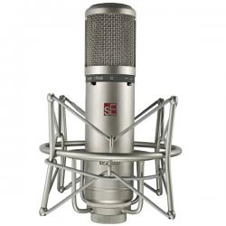 Photo : Se Electronics Se2200 a dans son coffret