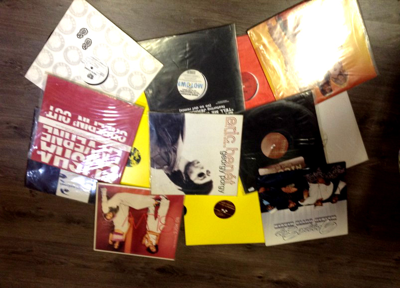 Photo : LOT DE 50 VINYLES STYLE RNB