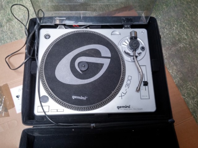 Photo annonce Gemini  XL  300  2 Platines vinyle Dj