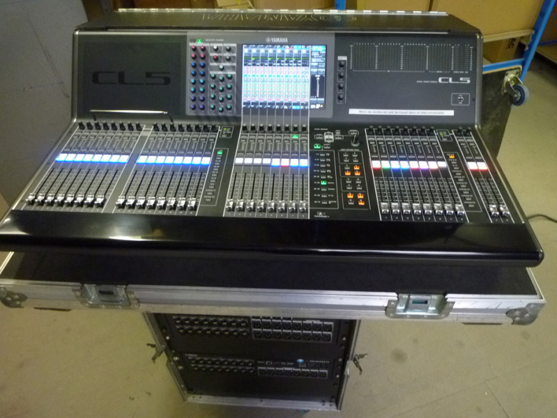 Photo annonce Console  Yamaha  CL5 + FLY + 2 RIO + FLY + CAT6