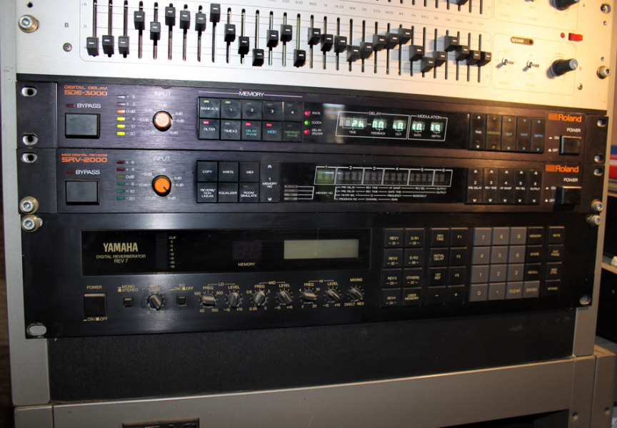 Photo : Reverb  Yamaha   et autres effets