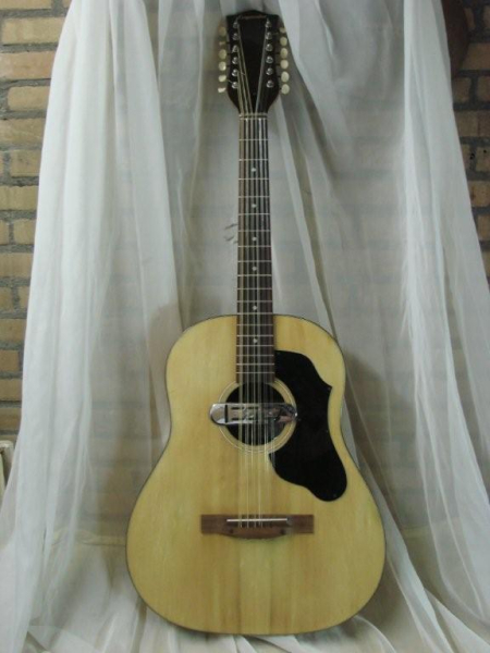 Photo : Folk Electro 12 cordes Emperator Vintage 1965