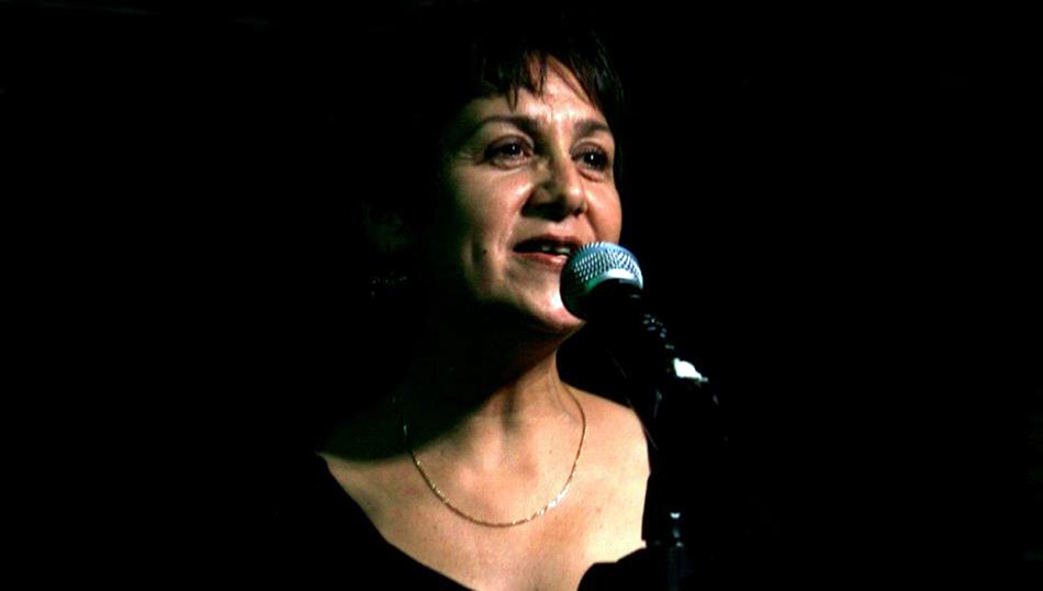 Photo : Chanteuse recherche pianiste accordeoniste