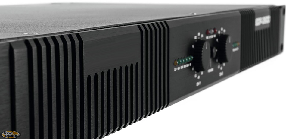 Photo : Amplificateur de puissance de 2 x 250 watts RMS