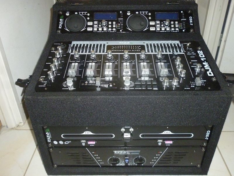 Photo : Rack     DJ      Regie complete