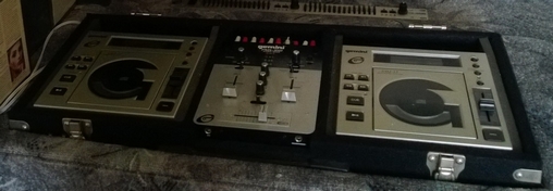 Photo : Pack    Gemini   Regie Fly case DJ