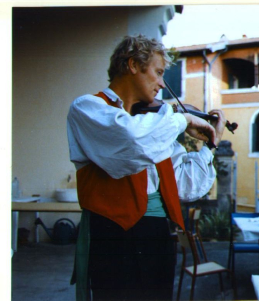 Photo : Violoniste cherche bon pianiste accompagnateur