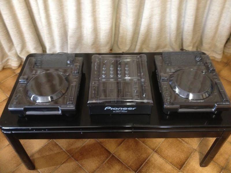 Photo : Pioneer Cdj 2000 x2 + Djm 700