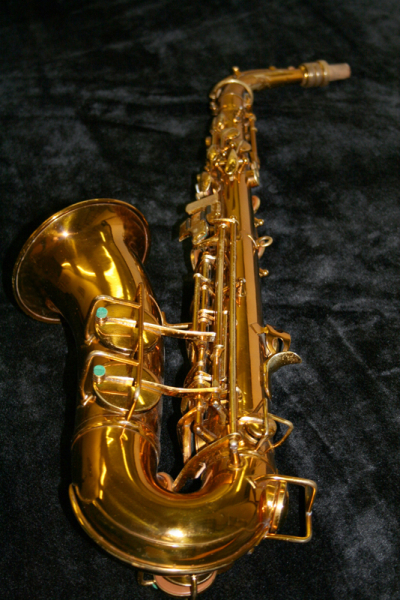 Photo : Sax      Conn    alto stencil Mendel