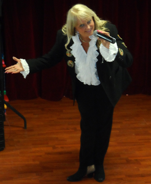 Photo : SOSIE MICHELE TORR ET VERONIQUE SANSON