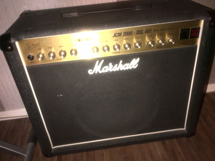 Photo : Marshall   JCM   2000 DSL 401 avec Pedale