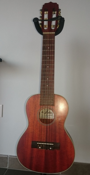 Photo : Guitalele        Aria