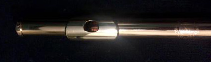 Photo : Faulisi          Embouchure de flute 18 K