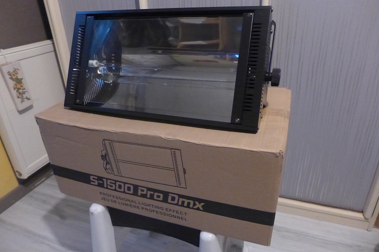 Photo : Stroboscope BoomtoneDJ S 1500 Pro DMX