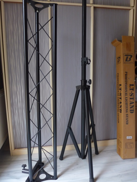 Photo : Structure        + Pied BoomToneDJ LT4 Lights Pack