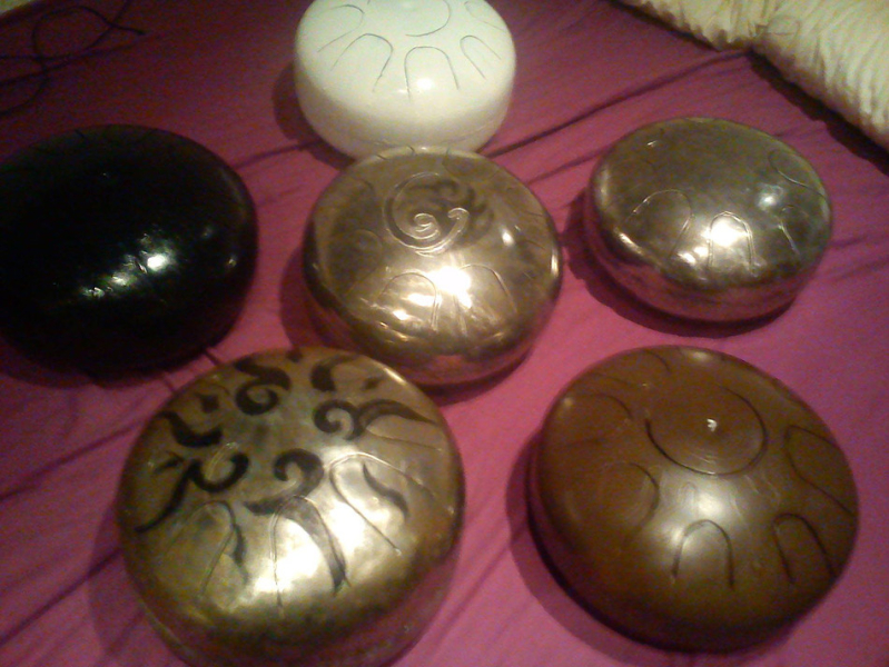 Photo : Hang    Drum     TORE DRUM