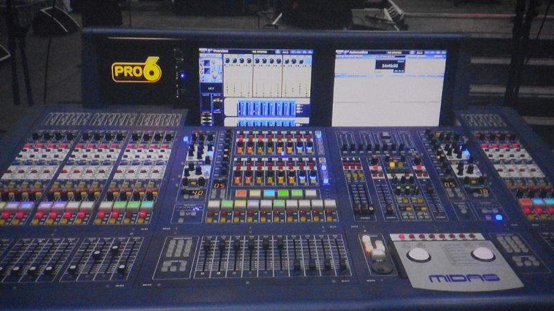 Photo : MIDAS            PRO 6