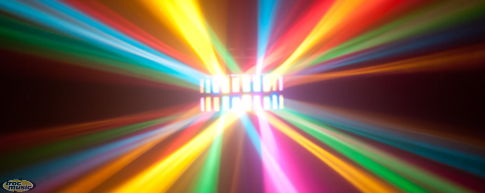 Photo : Portique         et jeux lumieres