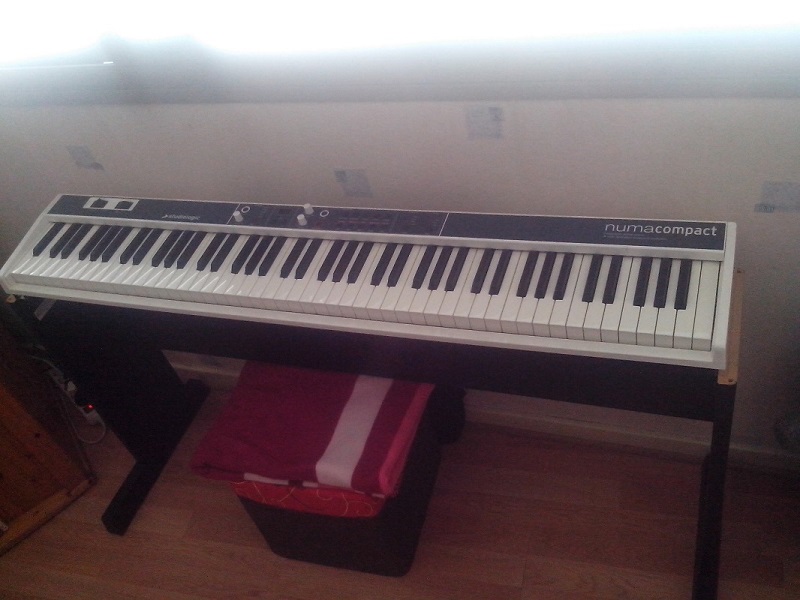 Photo : Studiologic Numa Compact