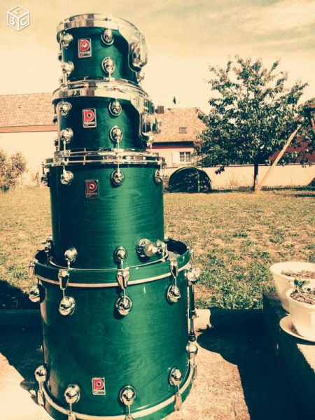 Photo : Batterie   4    futs Premier Genista Rare