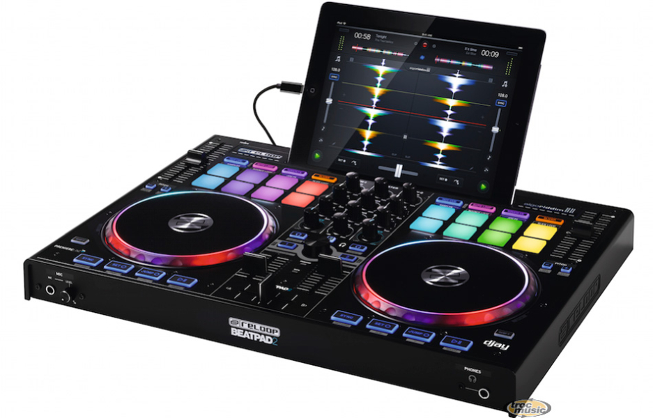 Photo : Reloop  BeatPad  2 + Flycase special