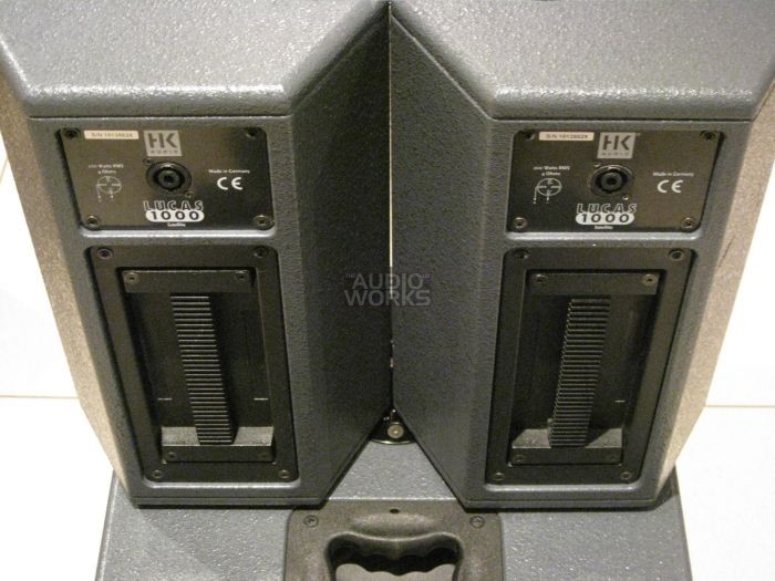 Photo : HK     Audio     1000 2 satellites + 1 sub