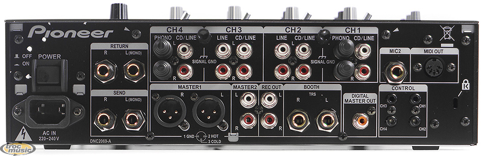 Photo : PIONEER    DJM   850 boite d origine et manuel