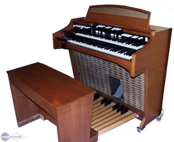Photo : Hammond     E    312 Orgue a Roue Phonique