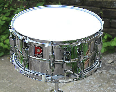 Photo : Caisse claire Premier 36