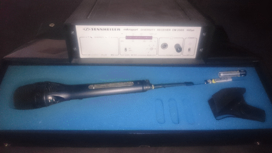 Photo : Sennheiser  SKM  4031 + recepteur EM 2003