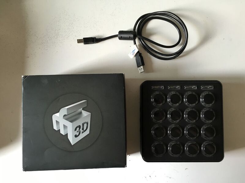 Photo : DJ           TECHTOOLS MIDI FIGHTER 3D