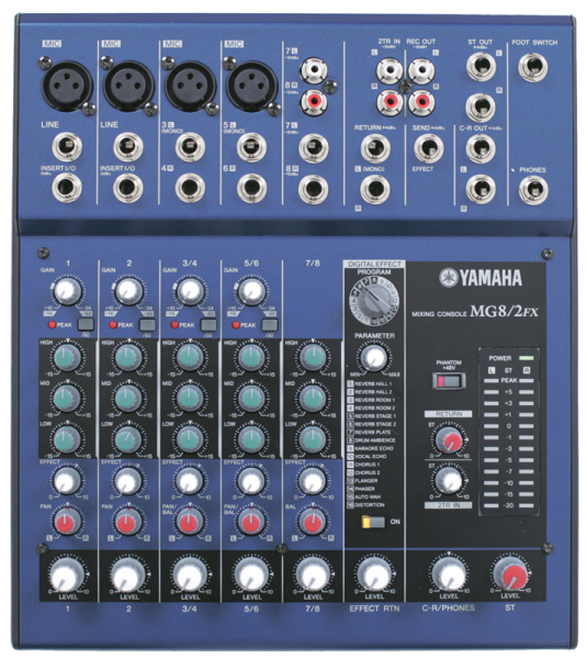 Photo : Yamaha         MG8 2fx Table de mixage