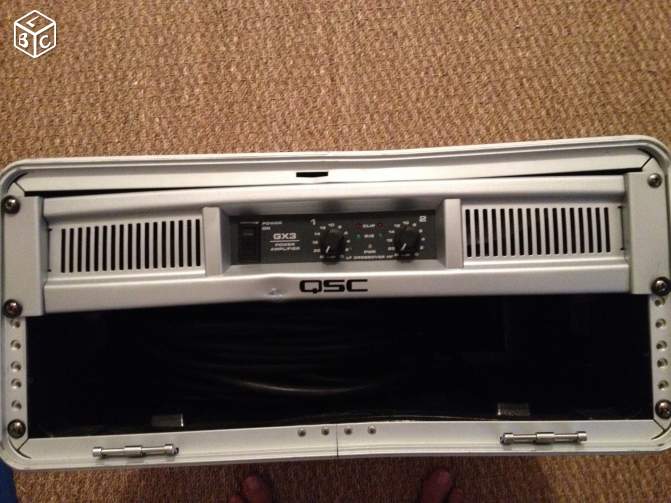 Photo : QSC            GX3 + paire Wharfedale EVPX15