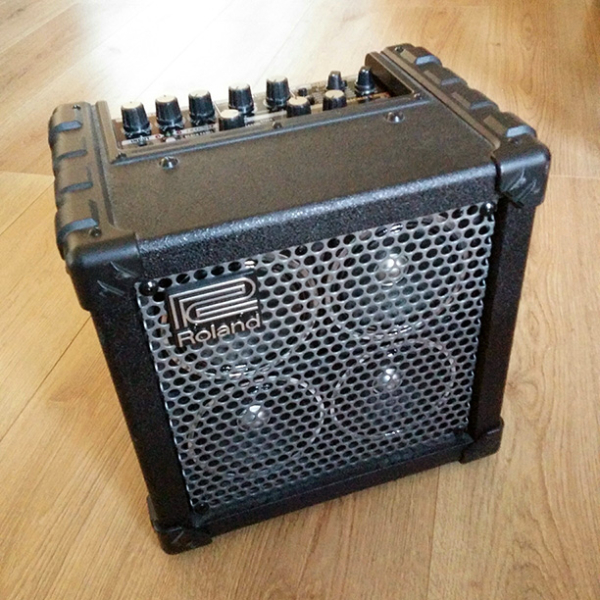 Photo : Roland Micro Cube RX Mini Ampli a Modelisation