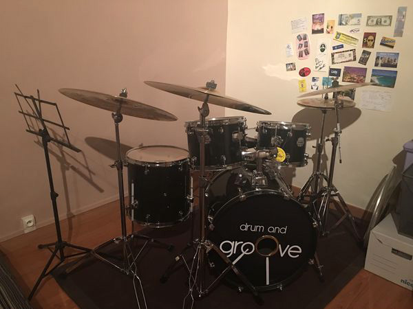 Photo : MAPEX complete avec peaux neuves