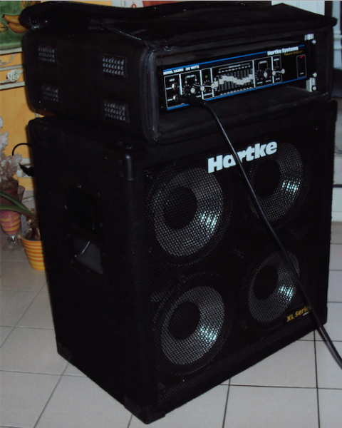 Photo : Hartke    HA    3500 et Baffle XL series