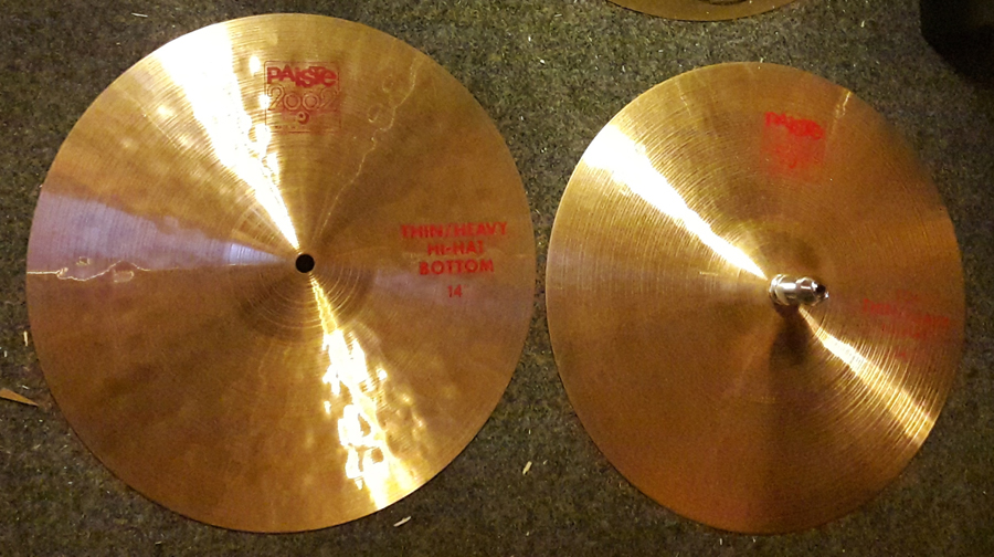 Photo : Hi Hat  PAISTE 2002 Cymbales Charleston