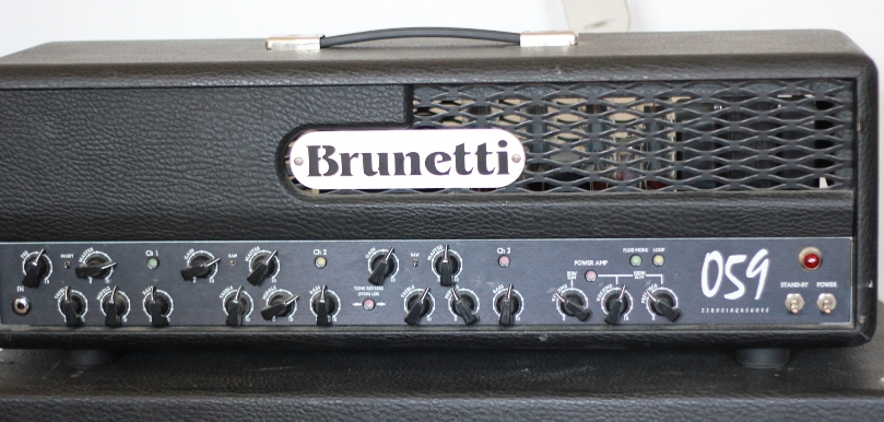 Photo : Tete            ampli Brunetti 059 tt lampe 100+20