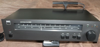 Photo : Tuner          NAD 4020B annees 1980