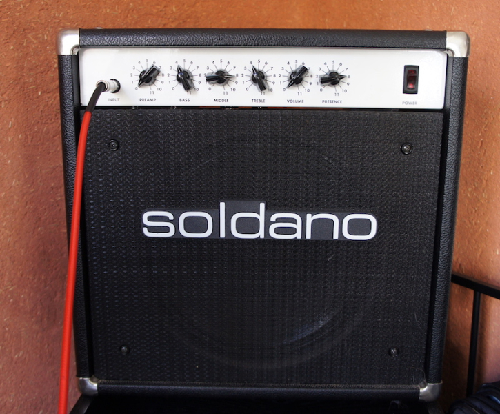 Photo : Combo  a  lampe  Soldano Atomic 16