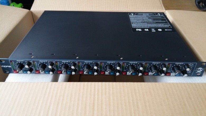 Photo : Midas          XL48 Preamplis Micros