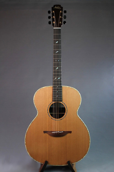 Photo : Guitare   Folk  Lowden O 38 C 1997