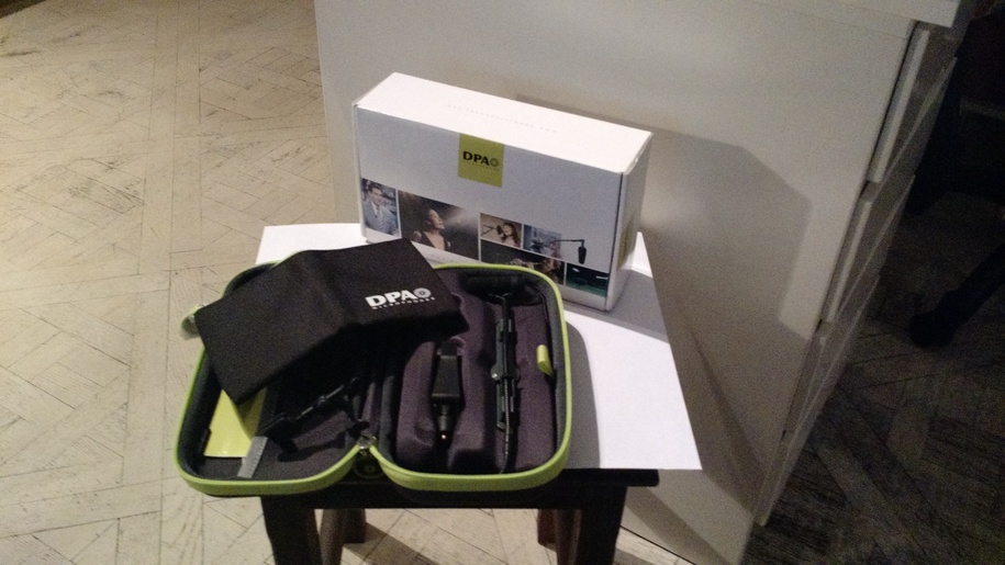 Photo : DPA          4099 Micro pour violon et violoncelle