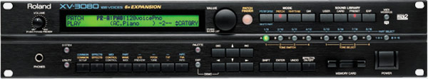 Photo : Roland          XV 3080 Synthe numerique